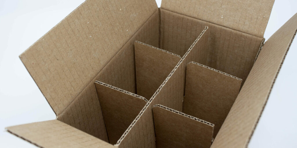 Что лучше для упаковки: гофрокороб или картонная коробка?